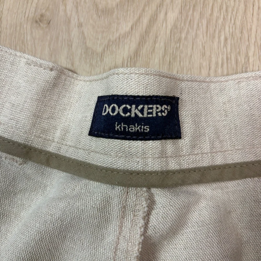 Dockers Khakis Mens 38x32 No Wrinkle Linen Pleated Pants Classic Fit Beige Cuff